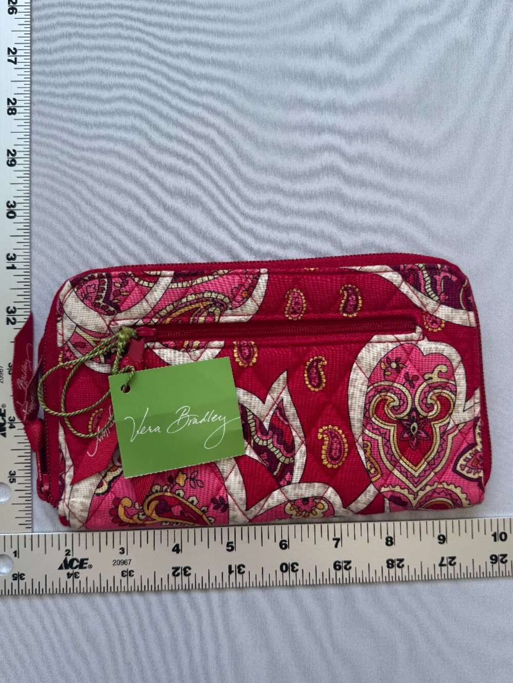Vera Bradley Zip-Around Wallet Wristlet Rosy Posies NWT